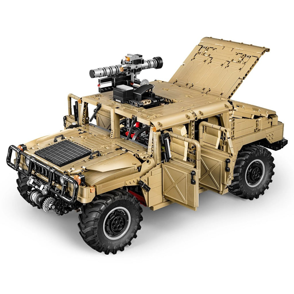 CaDA Humvee Vehicle 1:8 (C61036W) building set - view 8