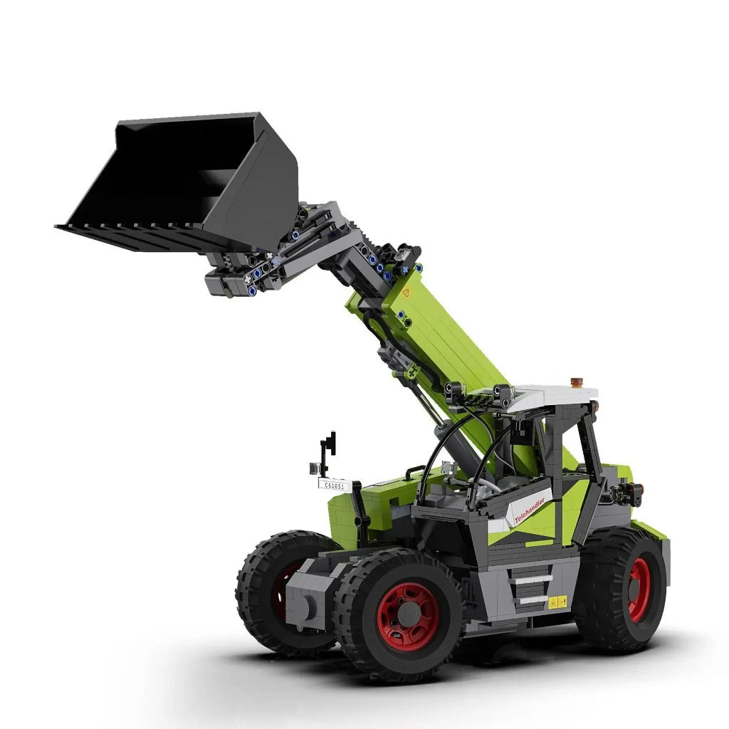CaDA Master RC Telehandler (C61051W) building set - view 2