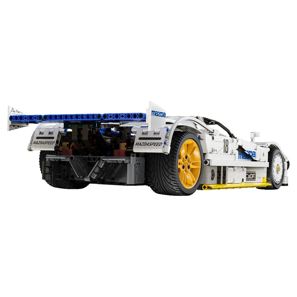 CaDA Mazda 787B (C63007W) building set - view 5