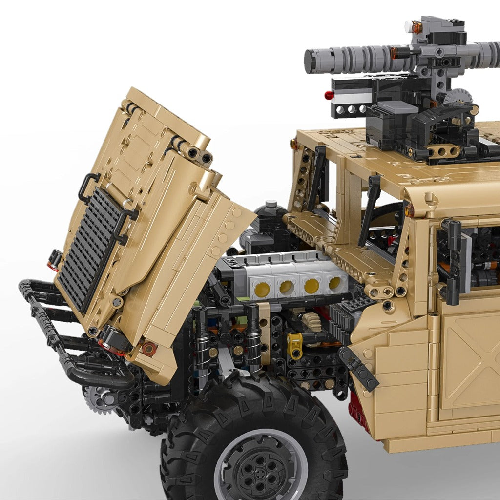 CaDA Humvee Vehicle 1:8 (C61036W) building set - view 10