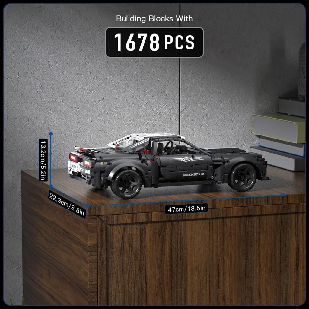 Mould King Remote Controlled Hellcat Muscle Car (13128) building set - view 2